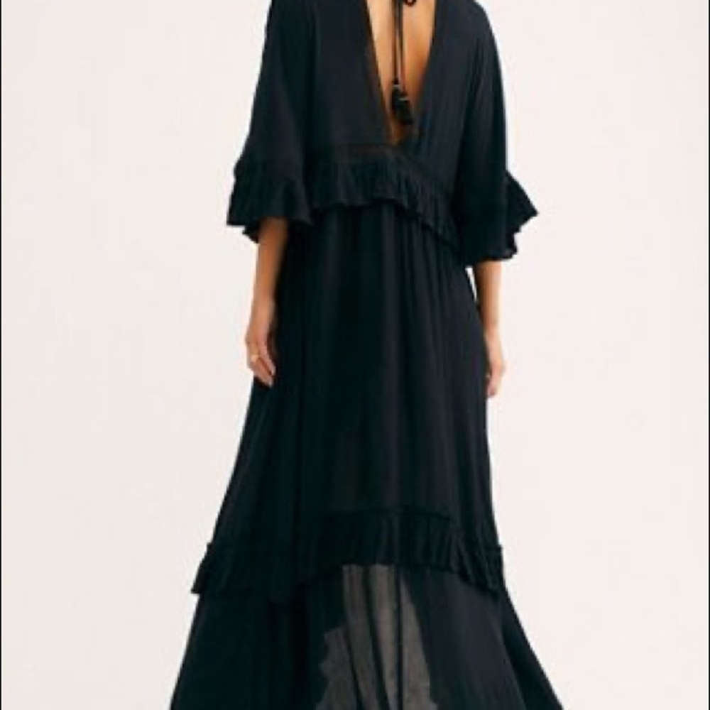 FREE PEOPLE
Paradiso Maxi Dress